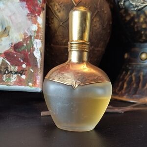 Vtg Mary Kay Capella